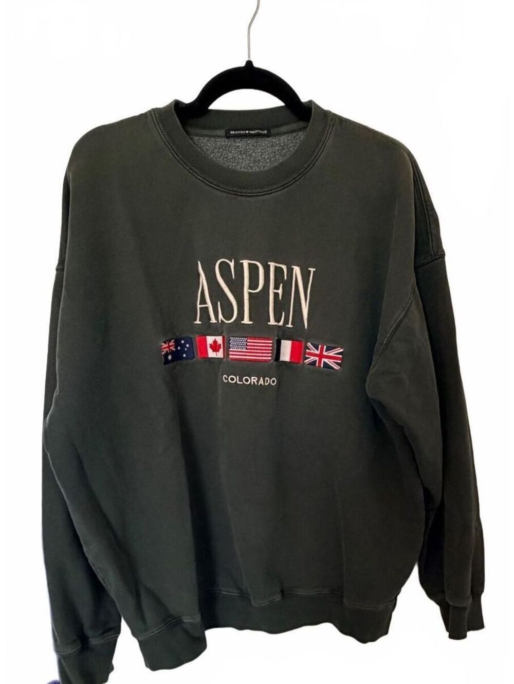 Brandy Melville Aspen Colorado Oversized Crewneck Sweatshirt Flag Graphic